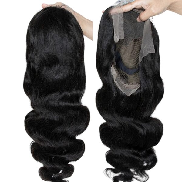 Perruques Cheveux  vierges  avec boucles en vague et une lace 13*4