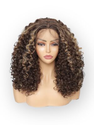 Shakira
16 pouces 300%
13*4 HD