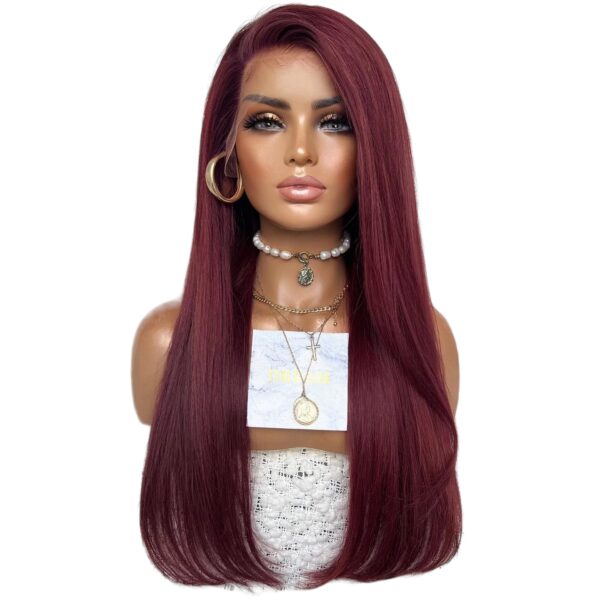 Chanel (cheveux vietnamiens)
26 pouces 250%
13*4hd