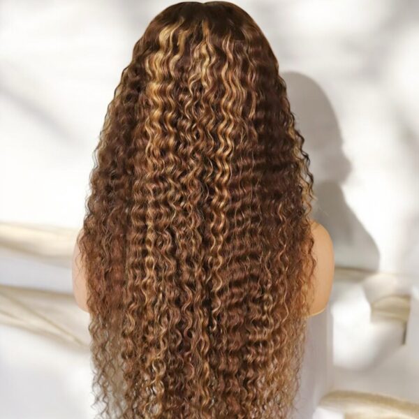 Tali
22 pouces lace 13*4 lace transparente 
200%